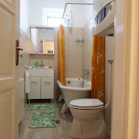 Holdfeny Apartman Appartamento