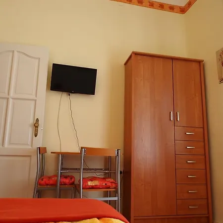 Holdfeny Apartman