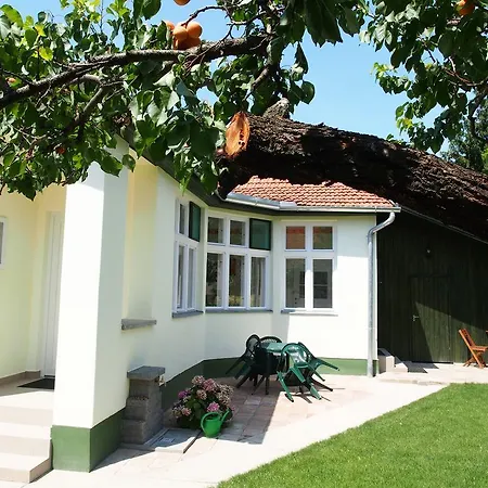 Holdfeny Apartman Appartamento
